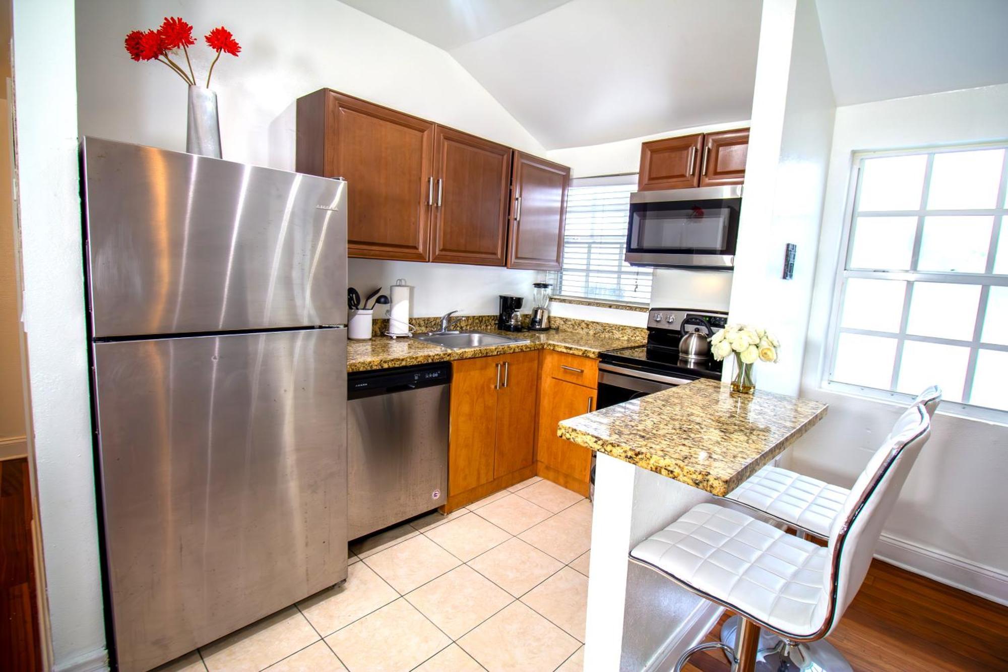 Hispaniola Apartments Part Of The Oasis Casita Collection Miami Beach Luaran gambar